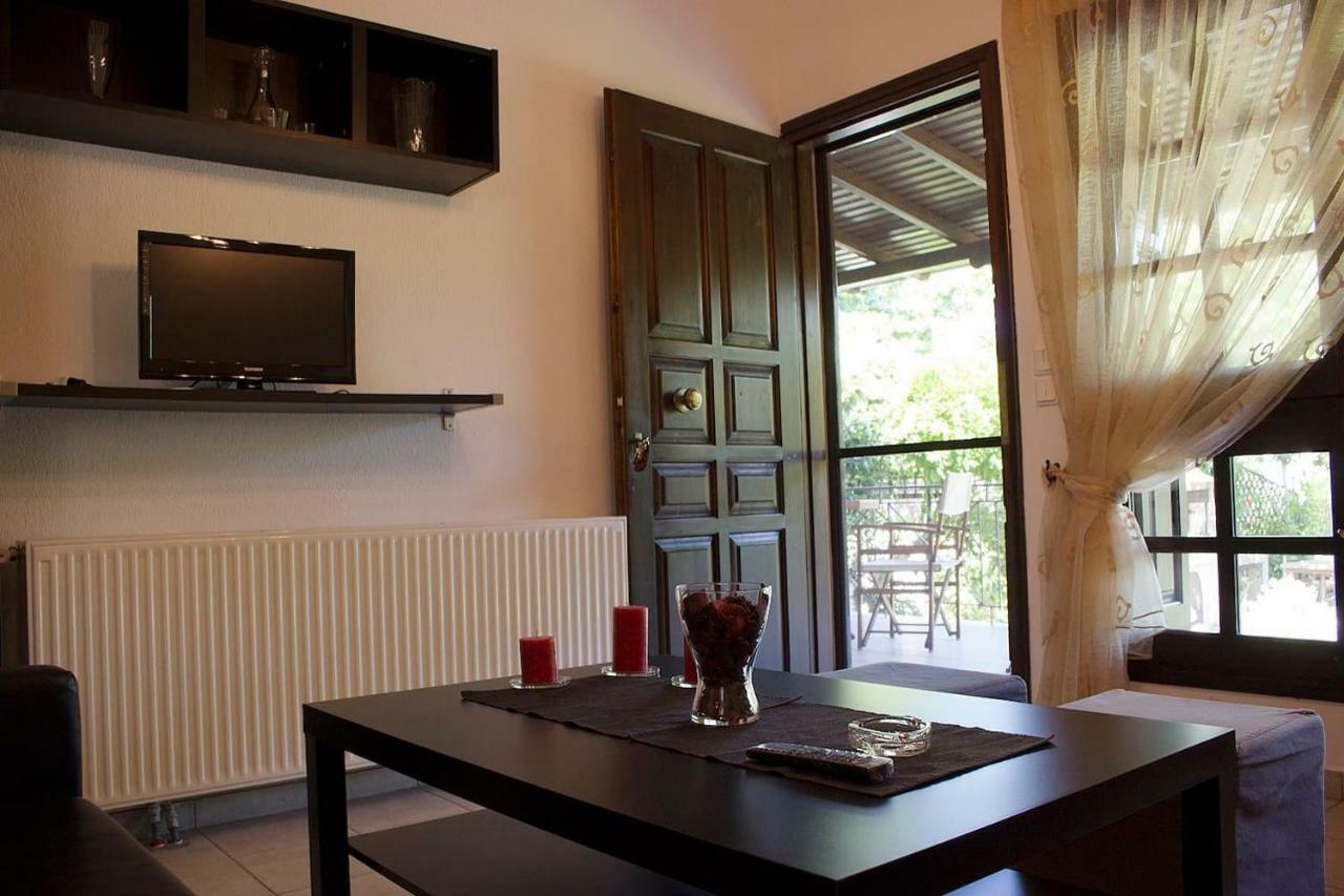 Giorgio Home - Amazing House 3Bd - 400M By The Sea ปาราเลีย สโกทินิส ภายนอก รูปภาพ